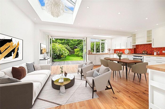 5 Bedroom Terraced House To Rent In Ashchurch Grove, London, W12