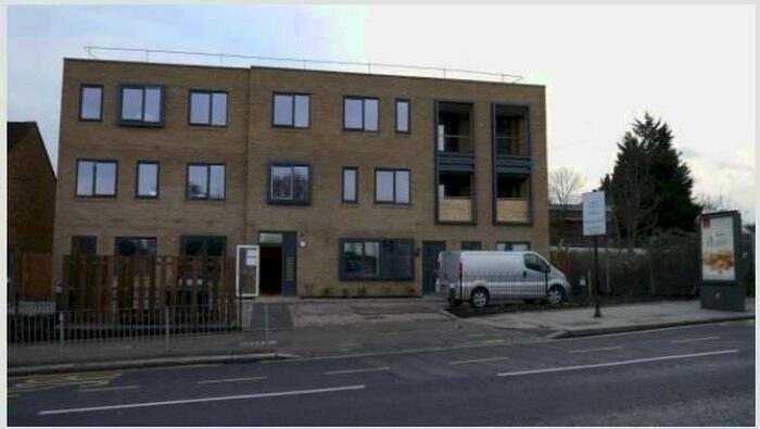 1 Bedroom Flat To Rent In Arnos Grove, London, N11