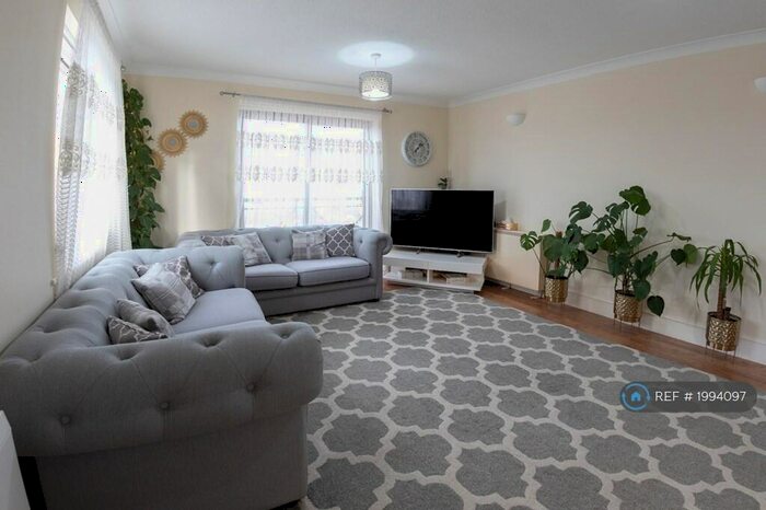 2 Bedroom Flat To Rent In Harbour View, South Shields, NE33