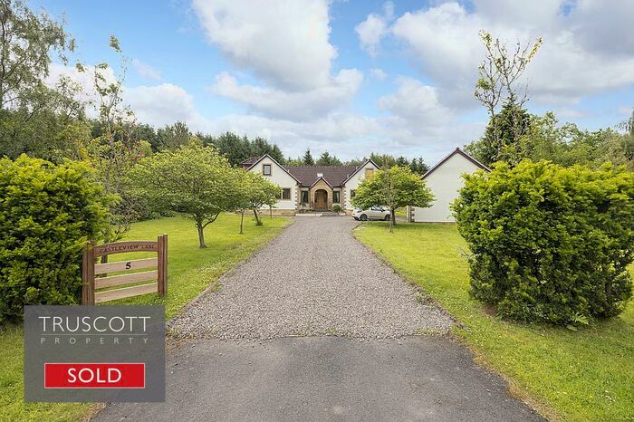 5 Bedroom Detached House For Sale In Castleview Lane, Murieston, Livingston, EH54
