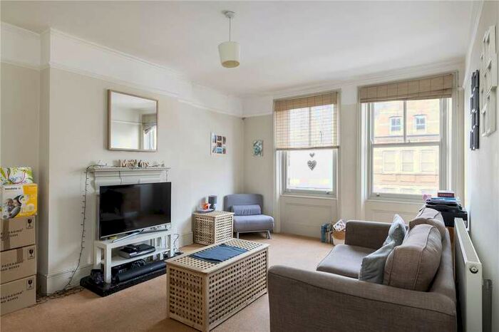 1 Bedroom Flat To Rent In Streatham High Road, London, SW16