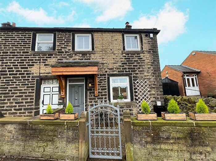 2 Bedroom Cottage For Sale In Chapelgate, Scholes, HD9