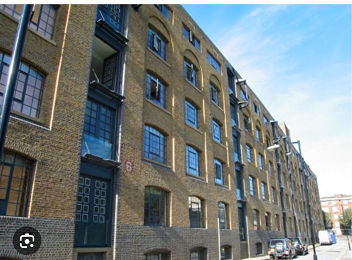 3 Bedroom Flat To Rent In Back Church Lane, London, E1