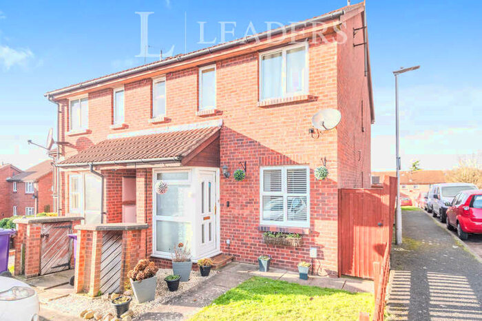 1 Bedroom Maisonette Flat To Rent In Sanderling Close, Letchworth, SG6