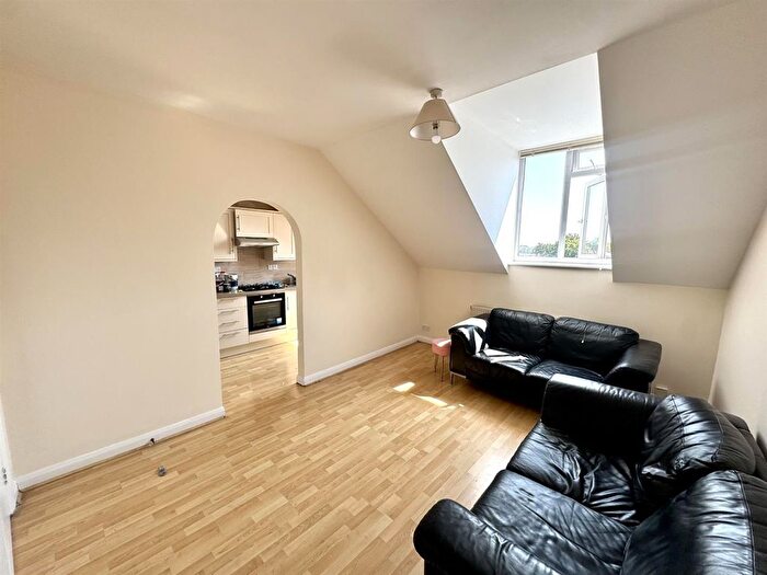 2 Bedroom Flat To Rent In Lansdowne Road, Croydon, CR0