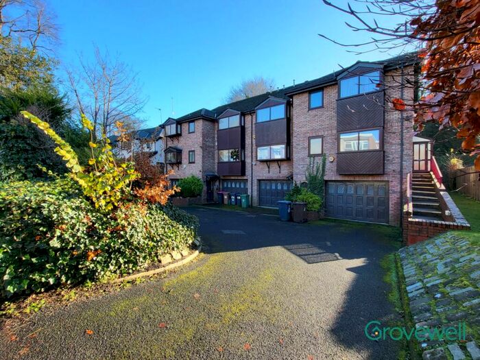 3 Bedroom Apartment To Rent In Park Lodge, Park Street, Salford, M7