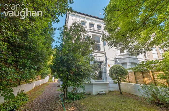 2 Bedroom Flat To Rent In Clermont Terrace, Brighton, East Sussex, BN1