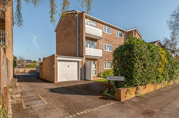 2 Bedroom Apartment For Sale In Heron Place, Hernes Road, Oxford, OX2