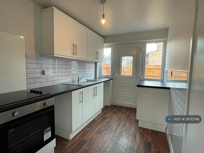 3 Bedroom Terraced House To Rent In Hallington Head, Newton Aycliffe, DL5