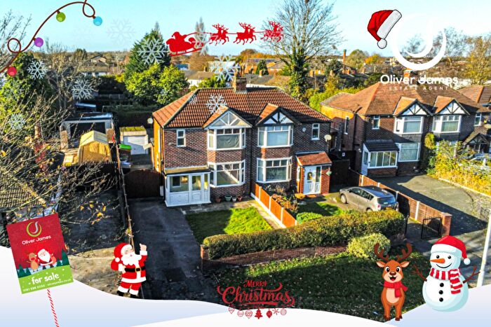 3 Bedroom Semi Detached House For Sale In Warburton Lane, Partington, M31