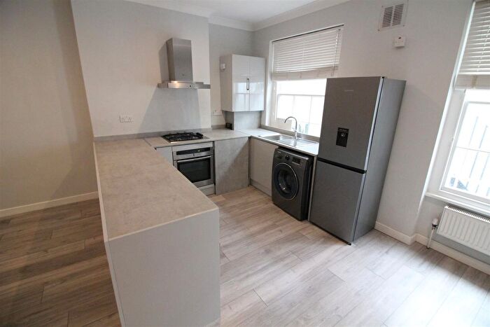 1 Bedroom Flat To Rent In Eccleston Square, London, SW1V