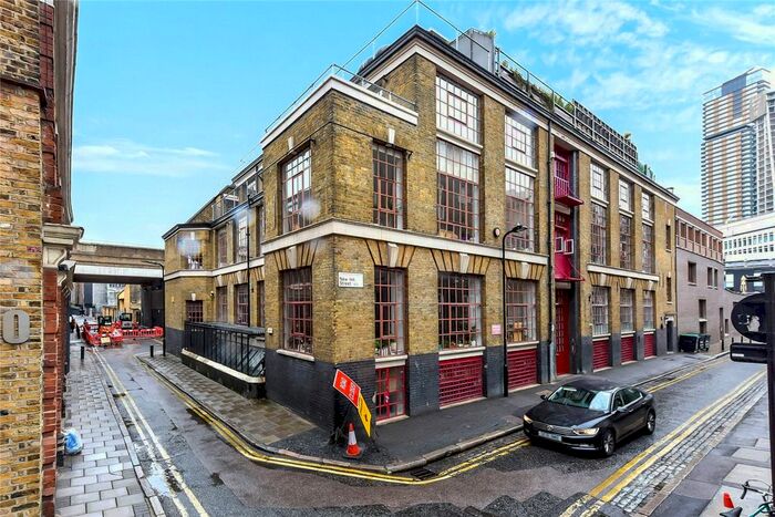 4 Bedroom Flat To Rent In New Inn Street, London, EC2A