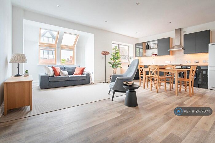 2 Bedroom Penthouse To Rent In De Montfort & Green, Leicester, LE1