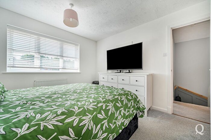 3 Bedroom Semi-detached House For Sale In Puttney Drive, Church Milton, Sittingbourne, Kent, ME10