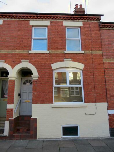 3 Bedroom House To Rent In Washington Street, Northampton, NN2