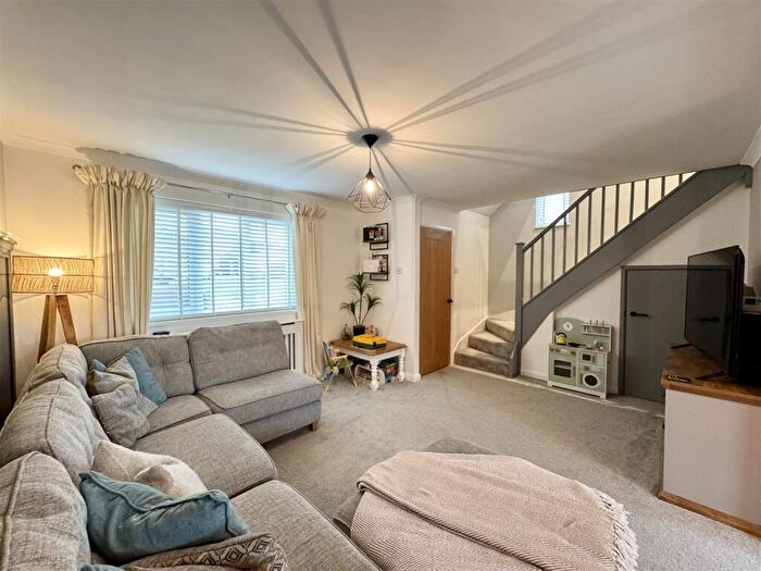 3 Bedroom Semi-Detached House For Sale In Woodward Avenue, Bacton, IP14