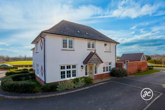 3 Bedroom Detached House For Sale In Bath Brick Close, Chilton Trinity, Bridgwater, TA5