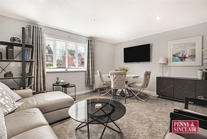 2 Bedroom Apartment To Rent In Marlow Court, All Hallows Road, RG4