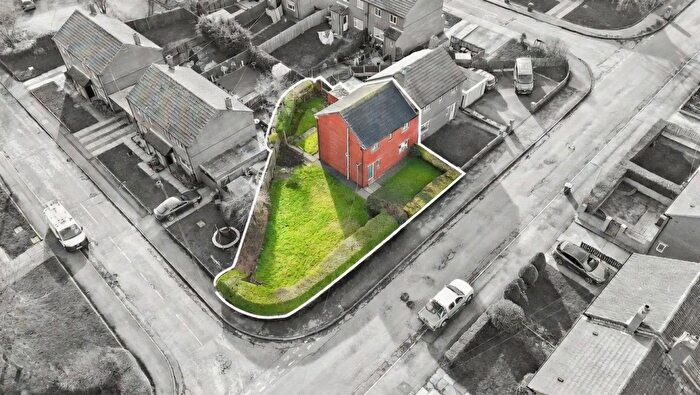 3 Bedroom Semi Detached House For Sale In Victoria Street, Penistone, S36