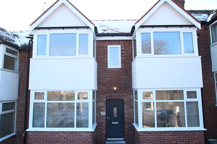 2 Bedroom Detached House To Rent In Broadway, Horsforth, Leeds, West Yorkshire, LS18