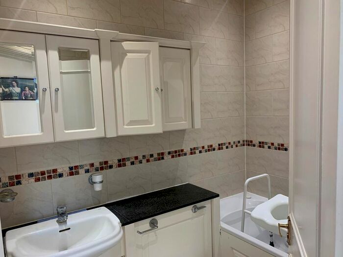 1 Bedroom Flat To Rent In Church Road, Stanmore, HA7