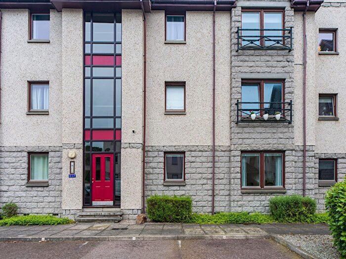 2 Bedroom Flat For Sale In Sunnybank Road, Aberdeen, AB24