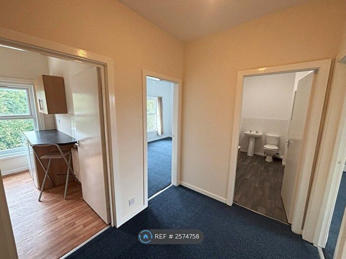 1 Bedroom Flat To Rent In Anlaby Road, Hull, HU3