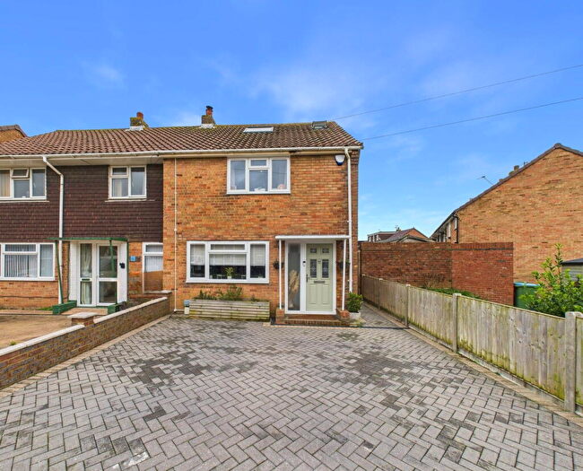 3 Bedroom Semi-Detached House For Sale In Mansell Road, Shoreham By Sea, BN43