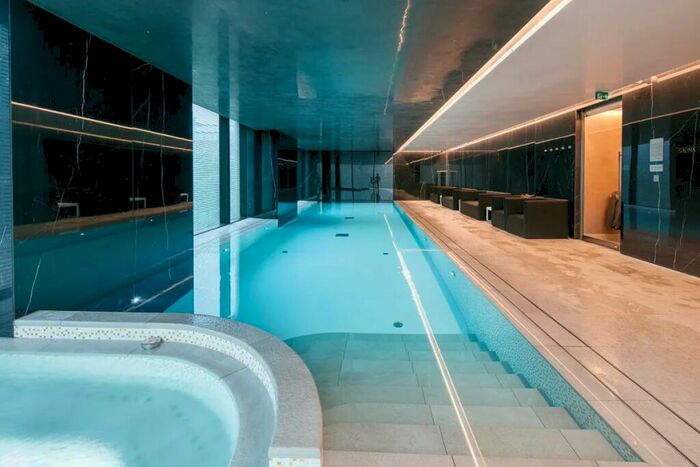 2 Bedroom Apartment For Sale In Worship Street, Shoreditch, London, EC2A