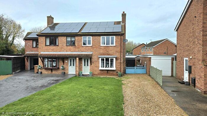 3 Bedroom Semi-Detached House For Sale In The Hurn, Digby, LN4