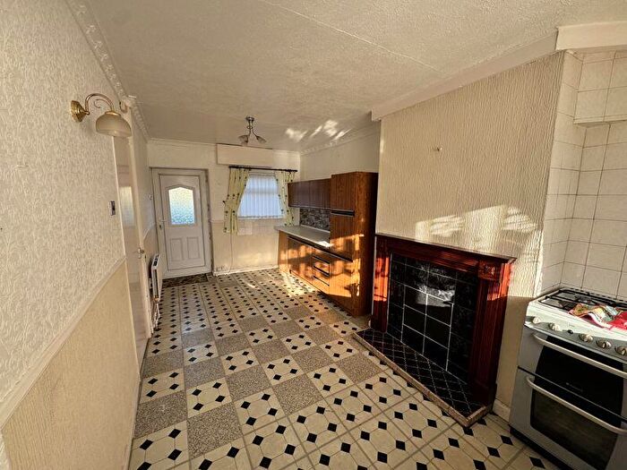 3 Bedroom Terraced House For Sale In Fourth Avenue, Edwinstowe, NG21