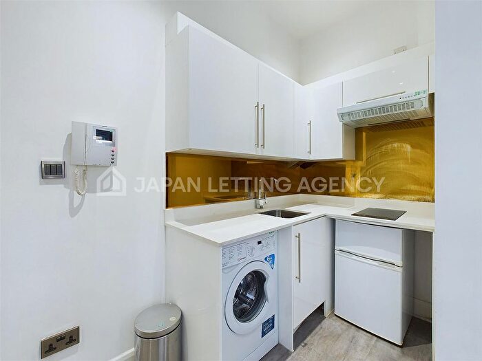 Studio To Rent In Gunnersbury Lane, Acton, W3