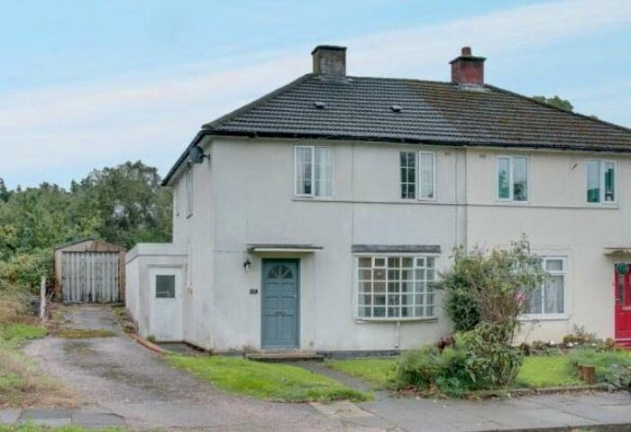 2 Bedroom Semi-Detached House To Rent In Broseley Avenue, West Heath, B31