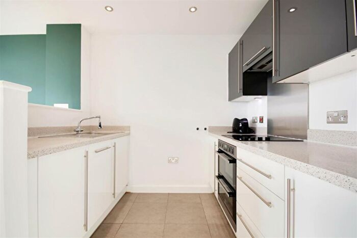 1 Bedroom Flat To Rent In Pinnacle House, Southbury Road, EN1