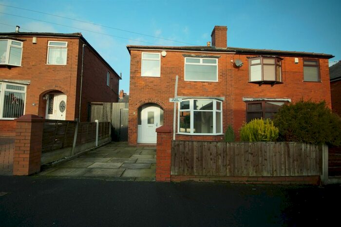 3 Bedroom Semi-Detached House To Rent In Barcroft Road, Smithills, Bolton, BL1