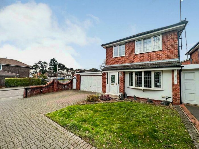 4 Bedroom Detached House To Rent In Oakmoor Road, Longford, Coventry, CV6