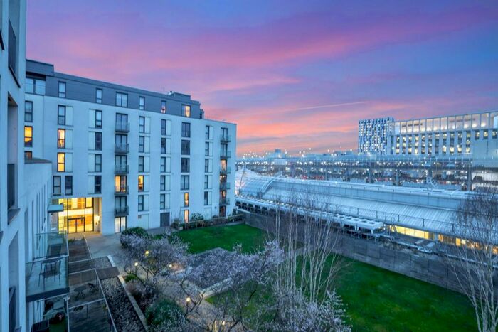 1 Bedroom Apartment To Rent In The Hayes, Cardiff, CF10