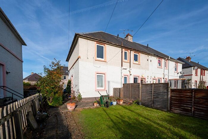 2 Bedroom Flat For Sale In Orchard Park, Kelso, TD5