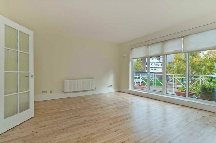 4 Bedroom House To Rent In Marlborough Hill, St John's Wood, NW8