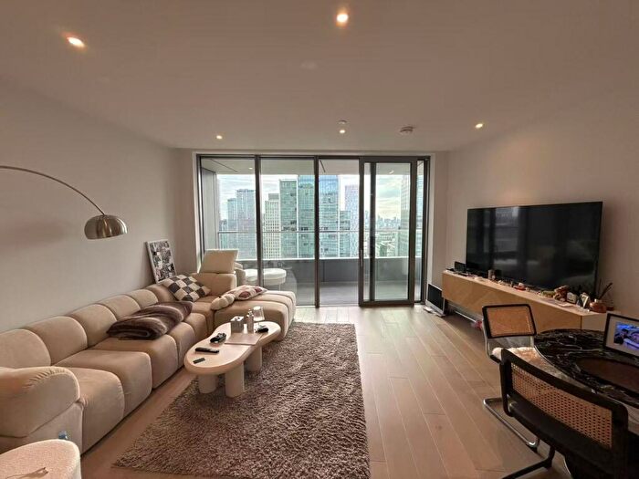 1 Bedroom Apartment For Sale In Park Drive, Tower Hamlets, London, E14