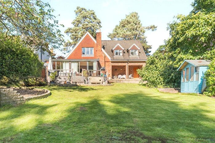 4 Bedroom Detached House For Sale In Furze Hill Road, Headley Down, Hampshire, GU35