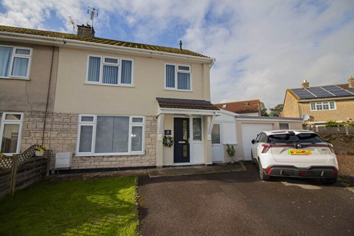 3 Bedroom Semi Detached House For Sale In Critchill Grove, Frome, BA11