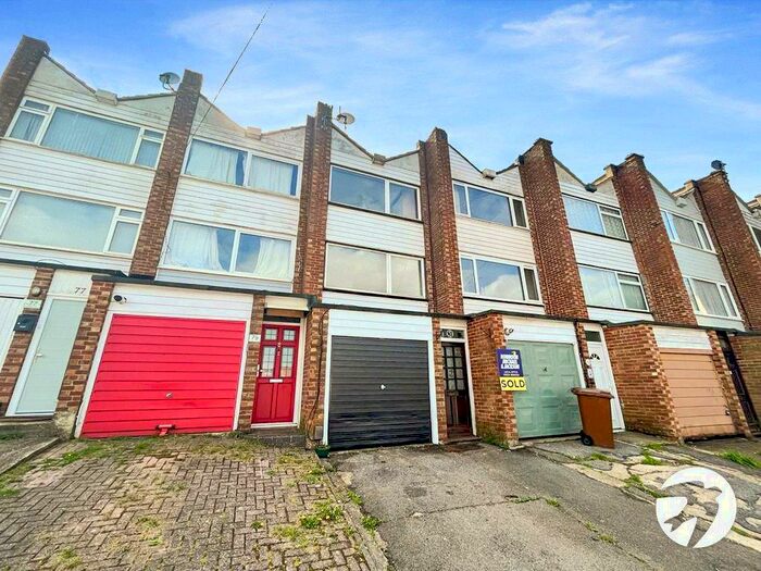 3 Bedroom Terraced House To Rent In Harptree Drive, Chatham, Kent, ME5