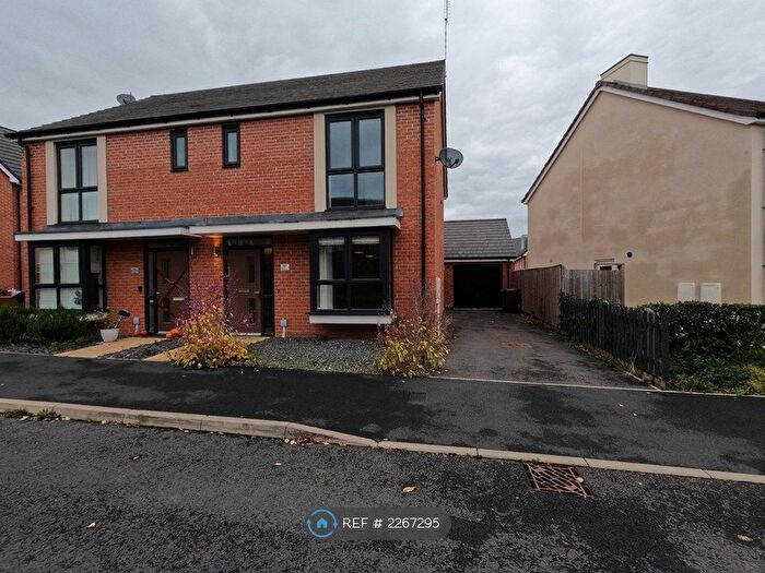 3 Bedroom Semi-Detached House To Rent In Fraser Drive, Bramshall, Uttoxeter, ST14