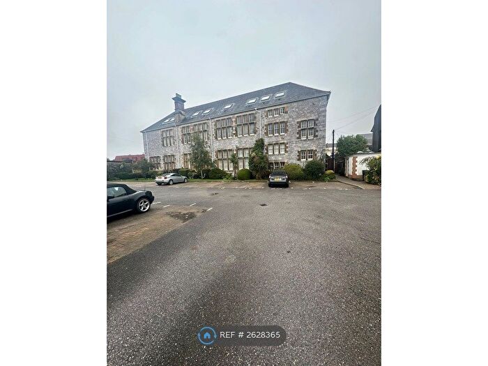 2 Bedroom Maisonette To Rent In North Road West, Plymouth, PL1