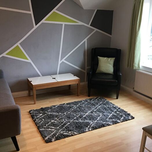 2 Bedroom Flat To Rent In Delph Court, Leeds, LS6