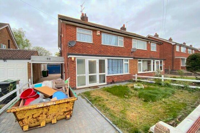 3 Bedroom Property To Rent In Holywell Drive, Loughborough, LE11