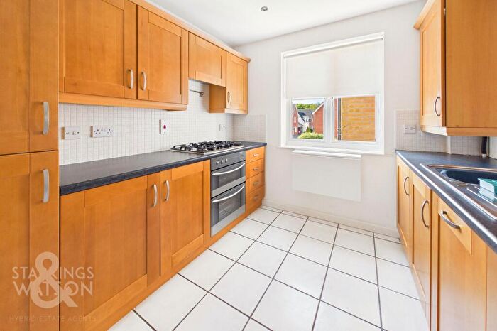 3 Bedroom Flat For Sale In Whitworth Court, Old Catton, Norwich, NR6