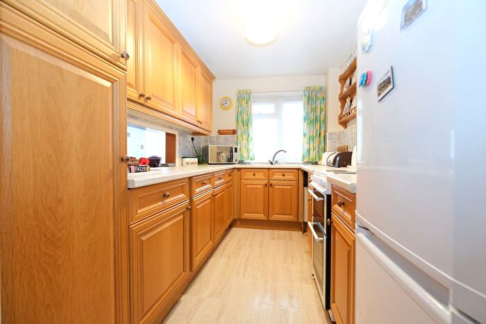 1 Bedroom Flat For Sale In Chislehurst Road, Orpington, BR6