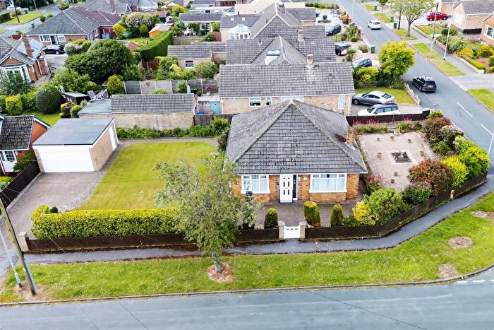 3 Bedroom Detached Bungalow For Sale In White Walk, Kirk Ella, HU10